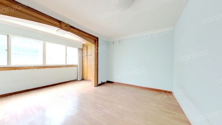 卫雅苑二手房实景图