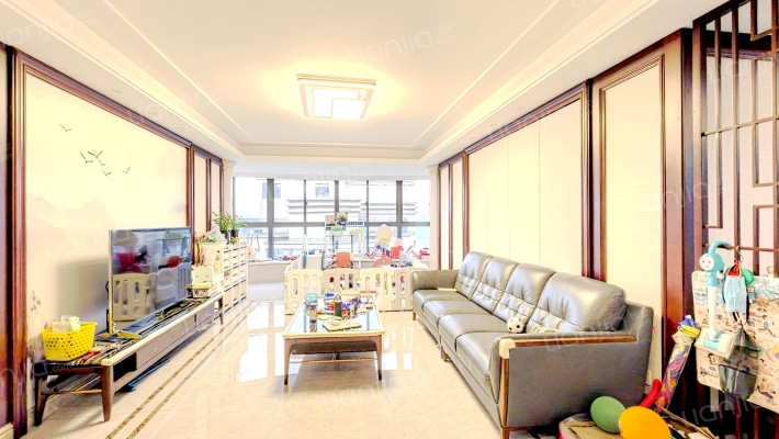 万众名府二手房实景图