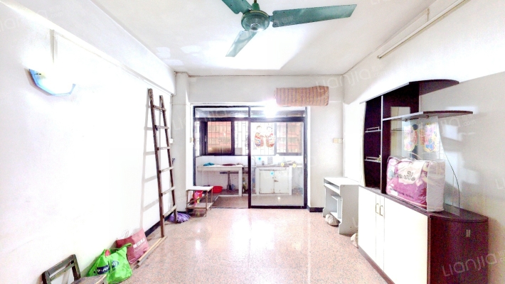 怡乐路17号大院二手房实景图