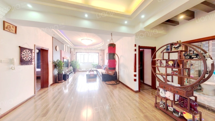 泰山小区二手房实景图