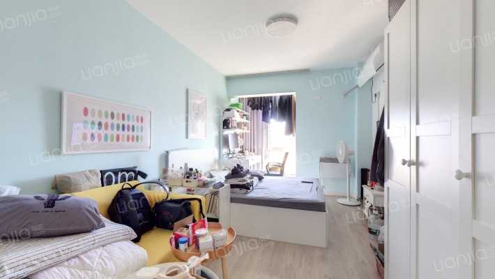 五月华庭二手房实景图