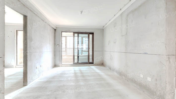 滨河湾C区二手房实景图