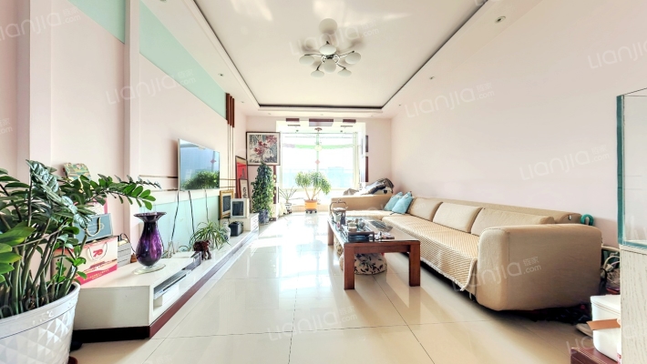 南风雅阁小区二手房实景图