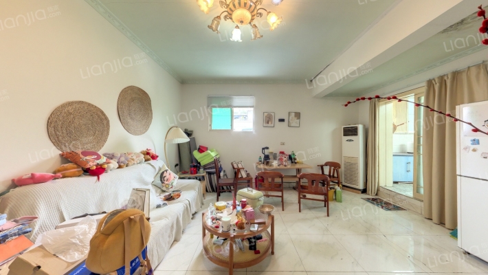 东方小区二手房实景图