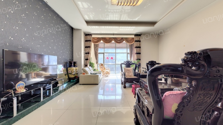 叠墅二手房实景图