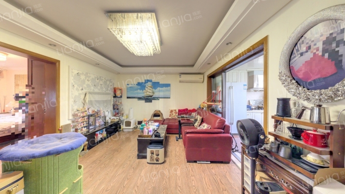 龙臣公寓二手房实景图