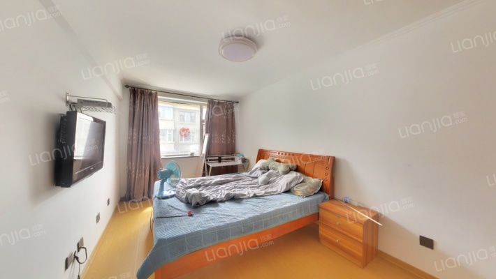 春城大街213号二手房实景图