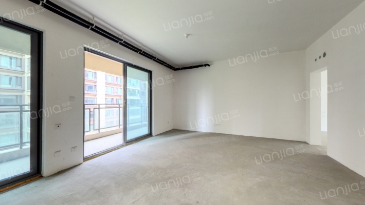 人居悦云庭二手房实景图