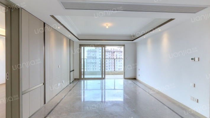 绿地西水东隽荟二手房实景图