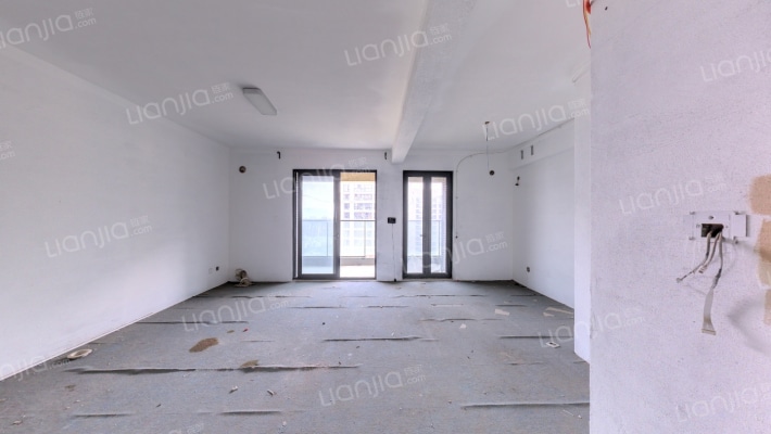 绿城·玫瑰园二手房实景图