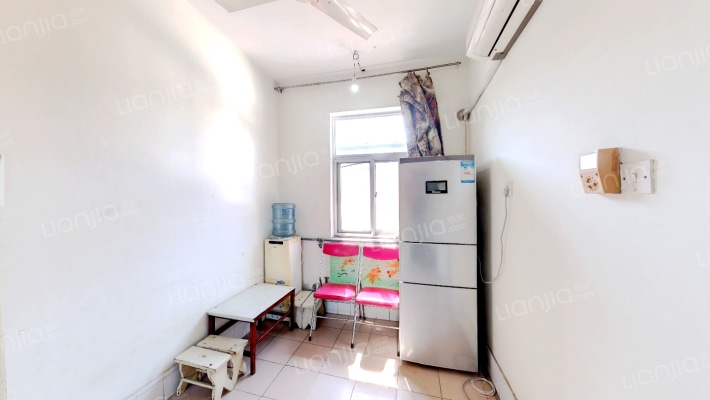 四建宿舍二手房实景图