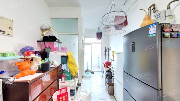 崇东三小区二手房实景图