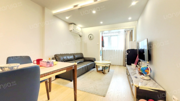 芳群园二区二手房实景图