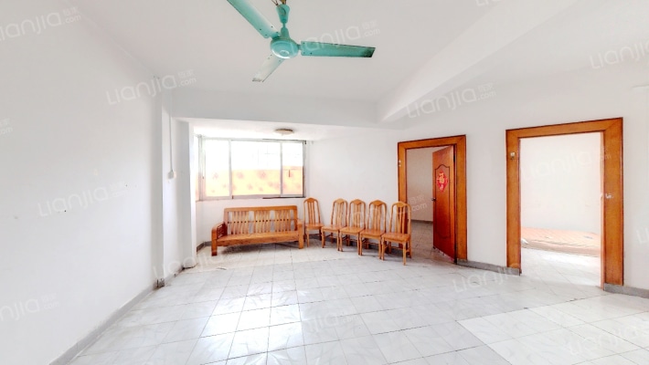 龙城花园二手房实景图