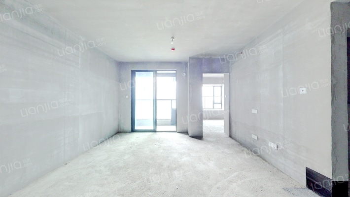 观山嘉苑二手房实景图