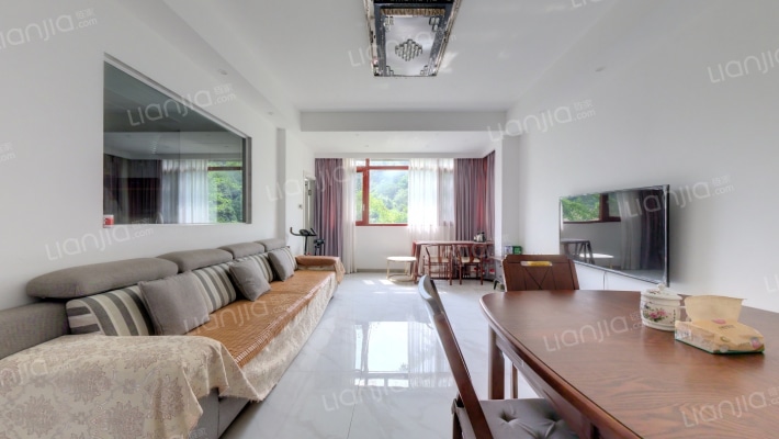 青城逸家二手房实景图