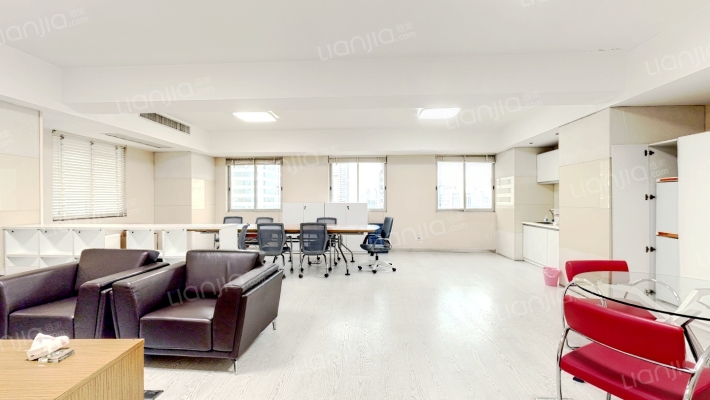 华威大厦二手房实景图