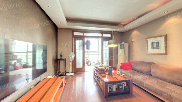 创业公寓二手房实景图