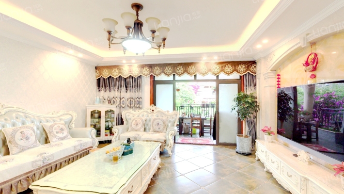 中航翡翠城一期一组团二手房实景图