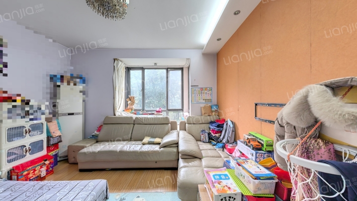 鸿意星城二手房实景图