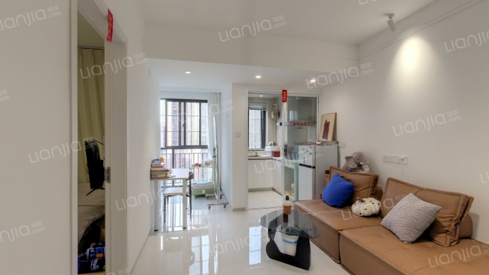 华辉铭铸二手房实景图