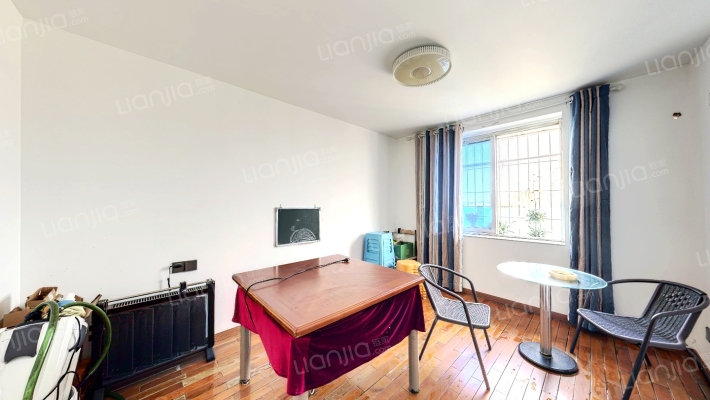 华一村二手房实景图