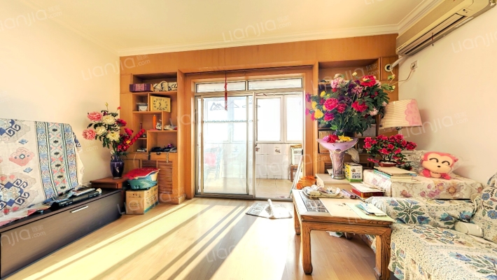 泳池路二手房实景图