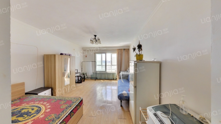 奥莱公寓二手房实景图