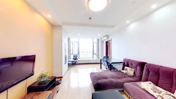 富力史丹尼国际公寓二手房实景图