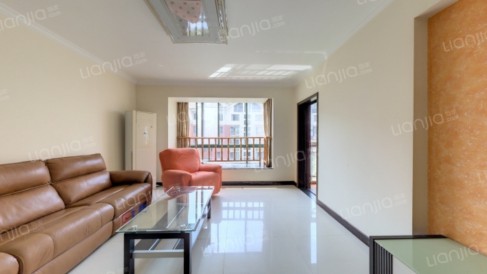 温馨家园二手房实景图