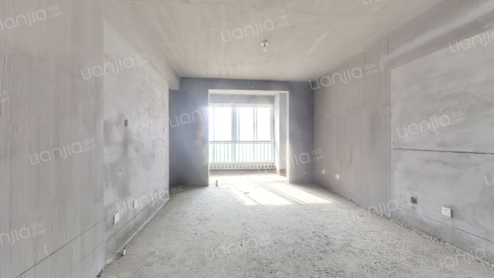 半岛美居二手房实景图