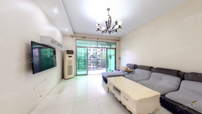 山水华庭二手房实景图