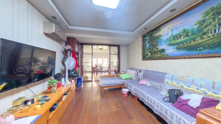 塔城路800弄二手房实景图