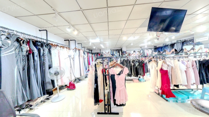 昌龙商务大厦二手房实景图