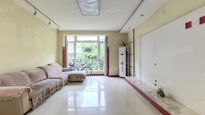 水云间二手房实景图