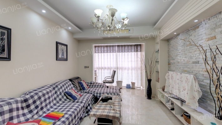 东衡槟城二手房实景图