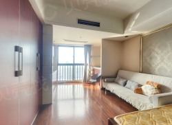 整租·天伦金三角 1室0厅 南_天伦金三角租房