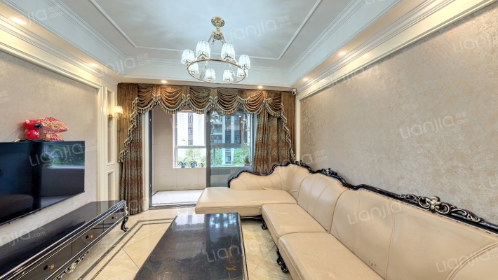 公园大道箐澜二组团二手房实景图