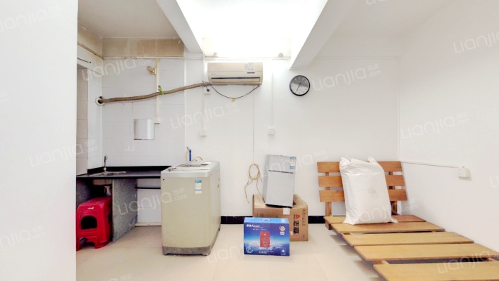 金花小区二手房实景图