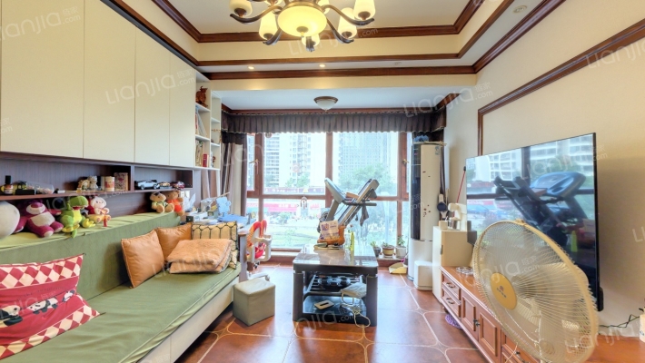 保利城四期中央郡二手房实景图