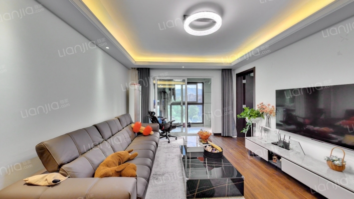 万科坤和玉泉二手房实景图