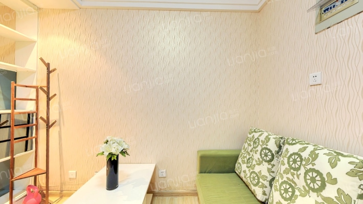 丰盛华庭二手房实景图