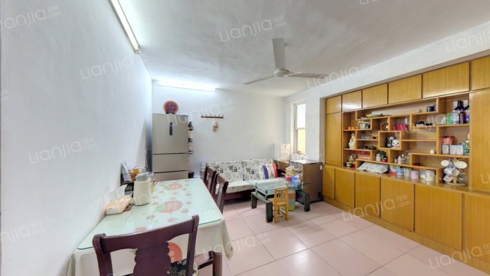 乐山新村二手房实景图