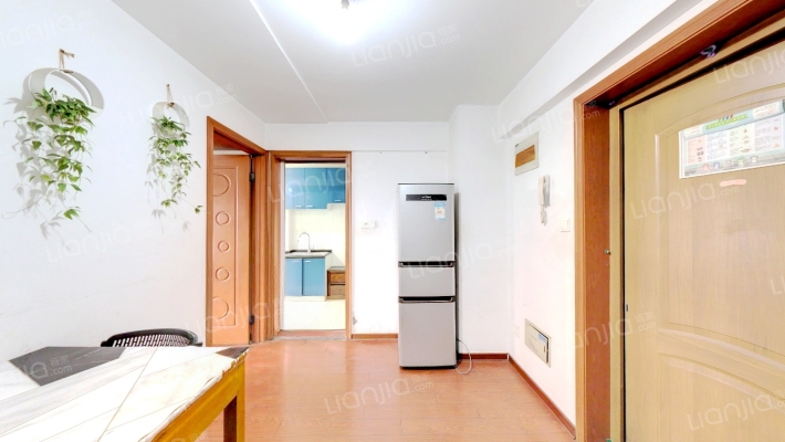 書香國際公寓二手房实景图