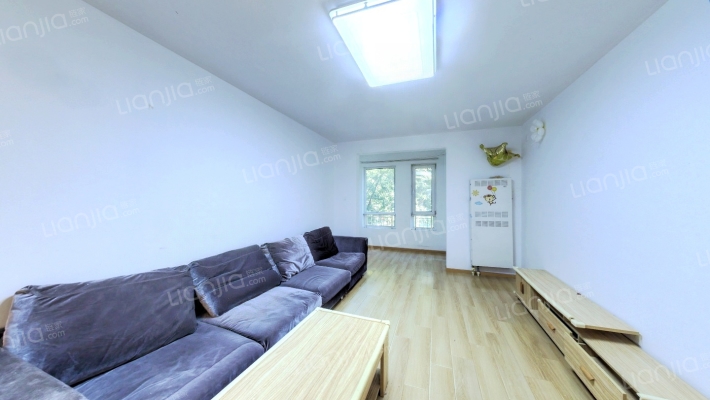 领秀慧谷B区二手房实景图