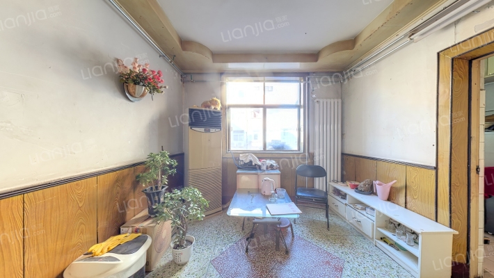 新兴街小赵寨村二手房实景图