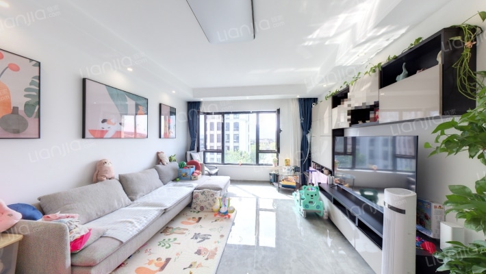 绿城桃李春风二手房实景图