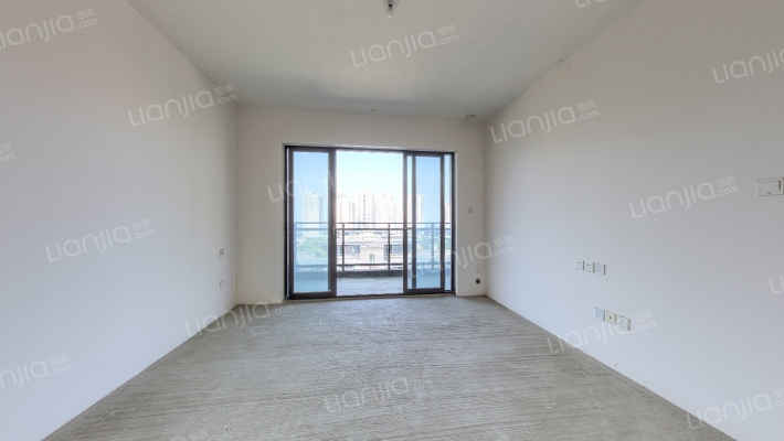 龙湖听蓝湾一期二手房实景图