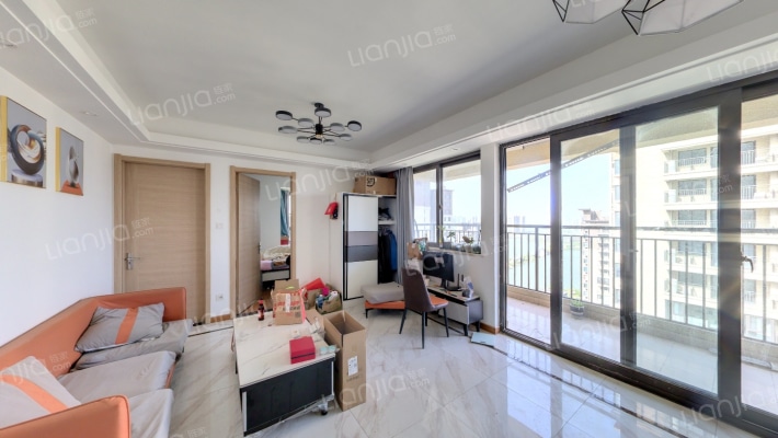 杰海苑二手房实景图