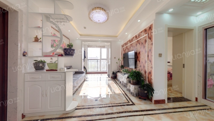 恒力依云伴山二手房实景图